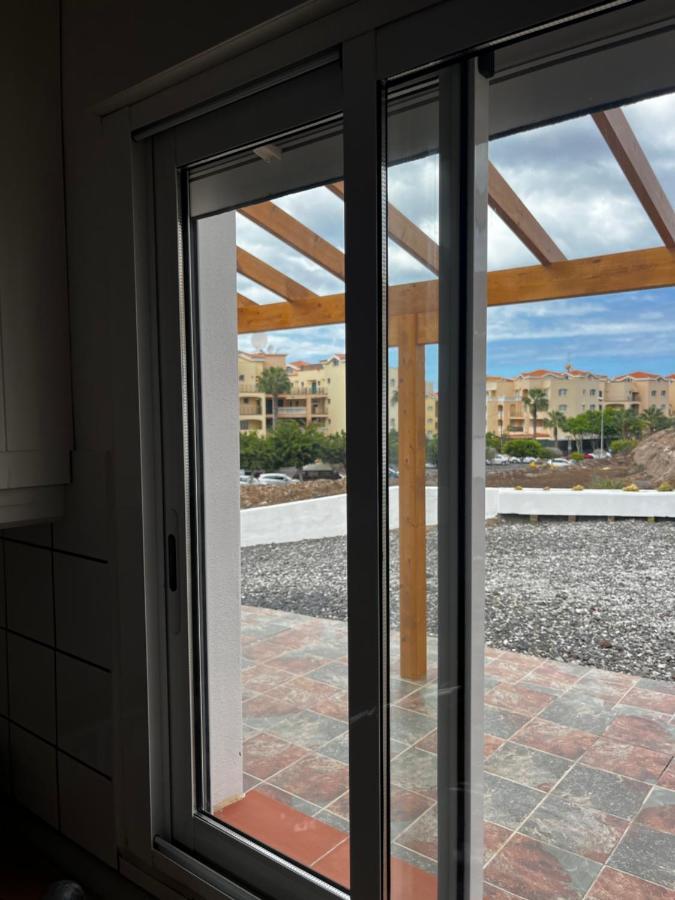 2 Bedroom Apartments Los Cristianos Beach Tenerife Tamaragua Arona  Exteriér fotografie